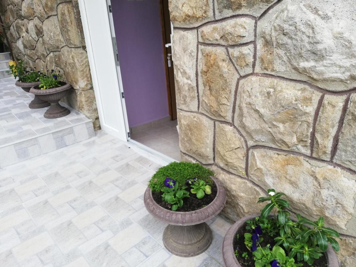 Studio Apartman Small Lili Popovaca Kültér fotó