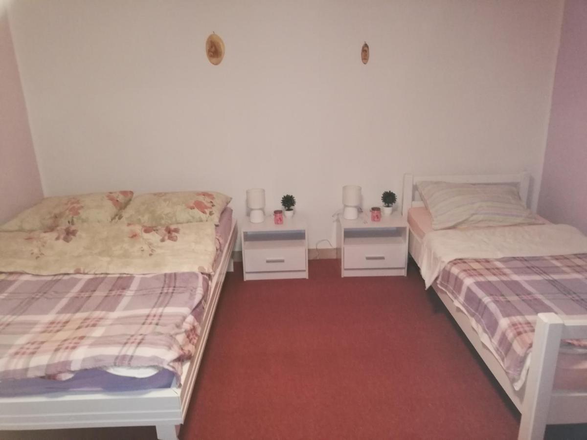 Studio Apartman Small Lili Popovaca Kültér fotó